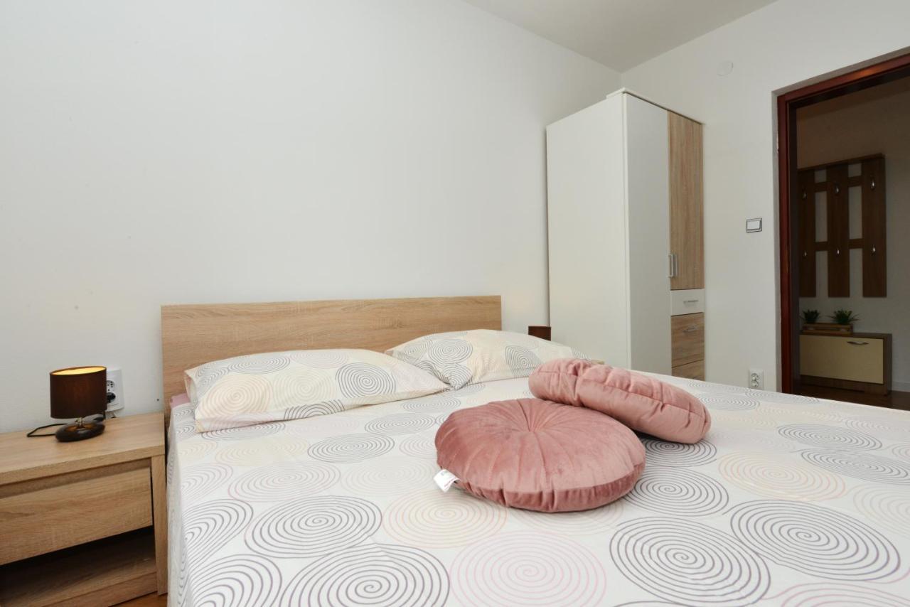 Apartmani Ivan Kastela Ngoại thất bức ảnh